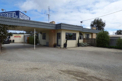 Calder Family Motel - Accommodation Perth 2