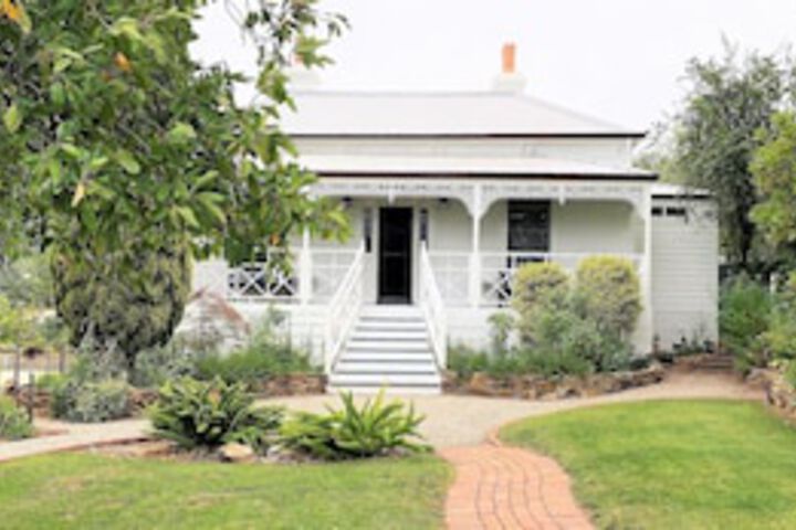 Woodstock West VIC Accommodation Perth