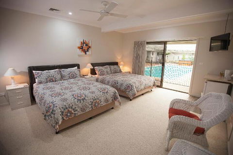 Batemans Bay Manor - Accommodation Perth 3