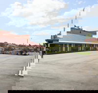 Club Motel - Perth Resorts