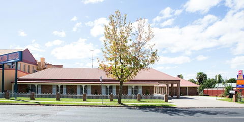 Club Motel - Accommodation Perth 2