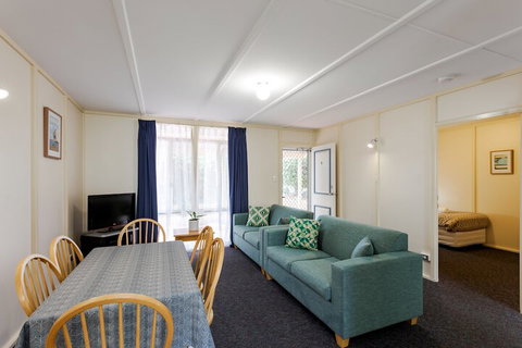 Park Avenue Holiday Units - Accommodation Perth 4