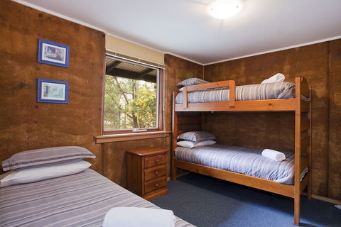 Split Point Cottages - Accommodation Perth 2