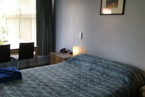 City West Motel - Accommodation Perth 0