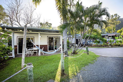 Bush Village Holiday Cabins - Accommodation Perth 3