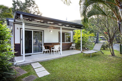 Bush Village Holiday Cabins - Accommodation Perth 5