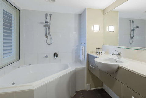 Oaks Hervey Bay Resort And Spa - Accommodation Perth 2