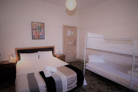Delatite Hotel - Accommodation Perth 3