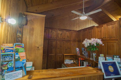 Debbie's Place - Perth Resorts 4
