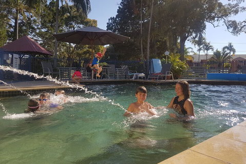 Rainbow Getaway Holiday Apartments - Accommodation Perth 5