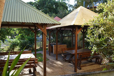 Rainbow Getaway Holiday Apartments - Accommodation Perth 1
