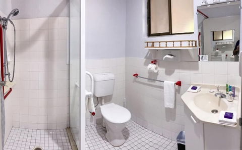 Costa Rica Motel - Accommodation Perth 2