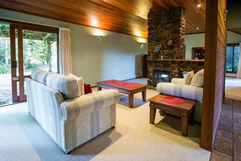 Mt Glorious Getaways - Accommodation Perth 1