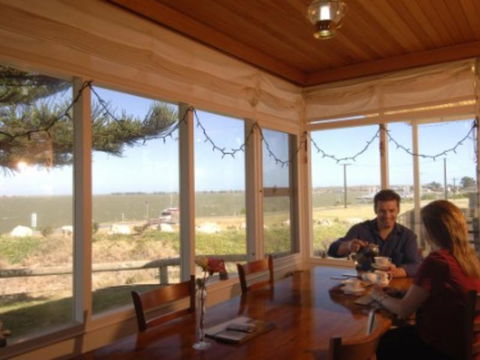 Vue De M Bed & Breakfast - Perth Resorts 3