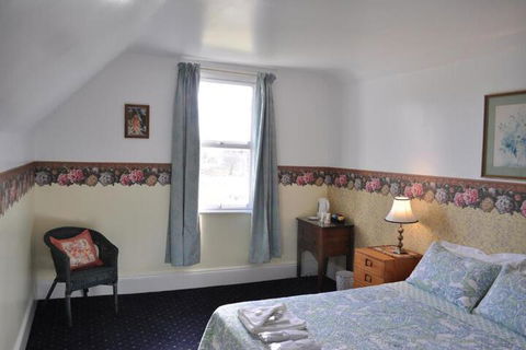 Roslyn House B & B - Perth Resorts 4
