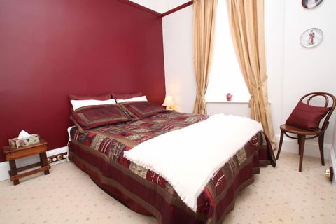 Fitzpatrick's Inn - Perth Resorts 5