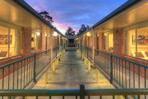 Bent Street Motor Inn - Accommodation Perth 4