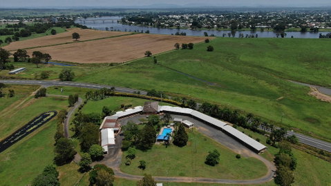 Jacaranda Motor Lodge - Accommodation Perth 0