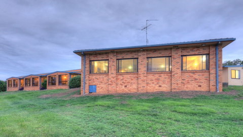Jacaranda Motor Lodge - Accommodation Perth 2