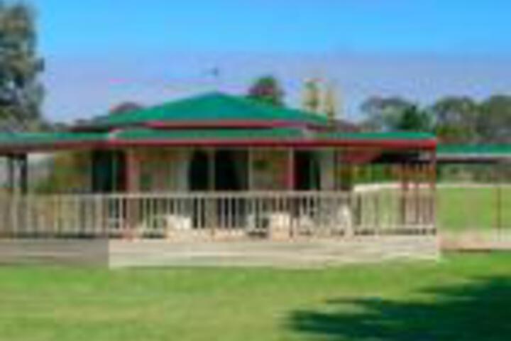 Naracoorte SA Accommodation Perth