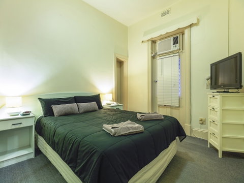 Grand Tasman Hotel - Accommodation Perth 6