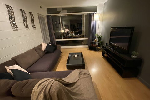 Apartment On Tennyson - Accommodation Perth 3