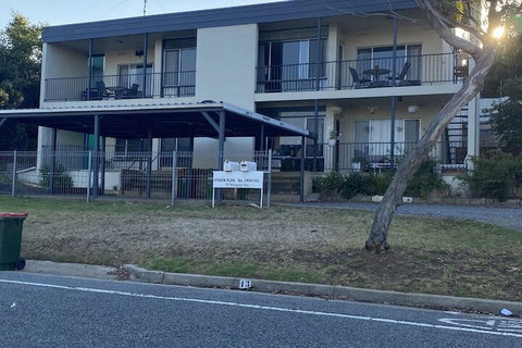 Apartment On Tennyson - Accommodation Perth 1