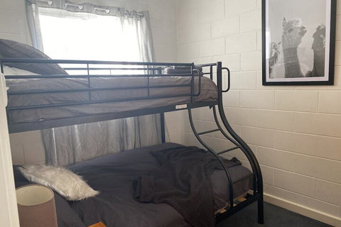 Apartment On Tennyson - Accommodation Perth 6