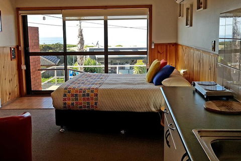 Blue Seas Holiday Villas - Accommodation Perth 6