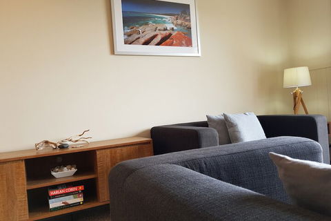 Blue Seas Holiday Villas - Accommodation Perth 7