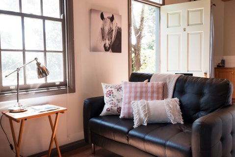 Clonmara Country House & Cottages - Accommodation Perth 6