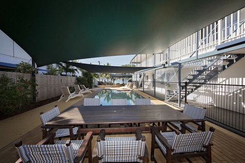Apollo Jewel Beachfront Apartments - Accommodation Perth 7