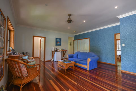 Hibiscus Lodge Bed & Breakfast - Perth Resorts 1