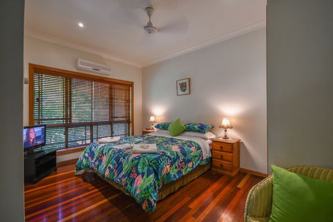 Hibiscus Lodge Bed & Breakfast - Perth Resorts 5