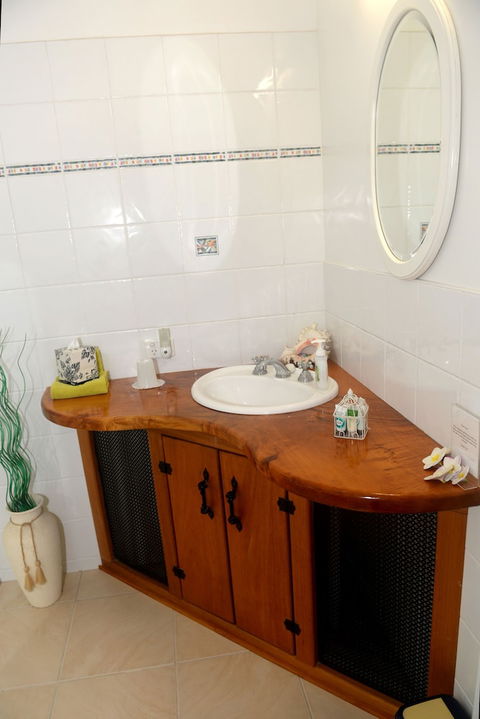 Hibiscus Lodge Bed & Breakfast - Perth Resorts 3