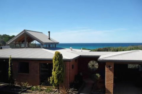 Sandpiper Ocean Cottages - Accommodation Perth 1