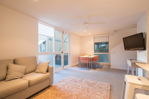 The Hastings Beach Houses - Accommodation Perth 3