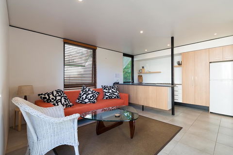 The Hastings Beach Houses - Accommodation Perth 1