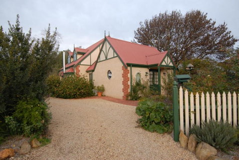 The Dove Cote - Accommodation Perth 6