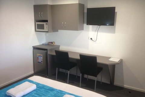 Chaparral Motel - Accommodation Perth 7