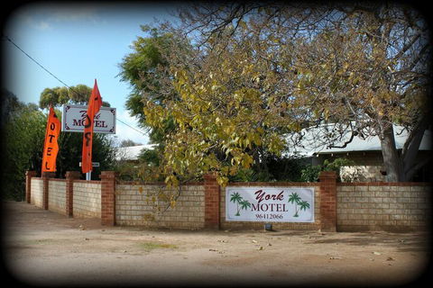 York Motel - Accommodation Perth 1