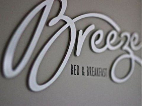 Breeze Bed & Breakfast - Accommodation Perth 3