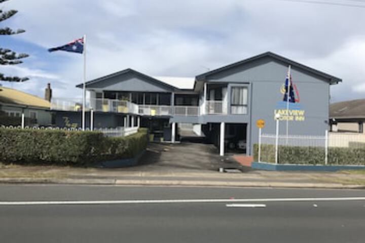 Croudace Bay NSW Accommodation Perth