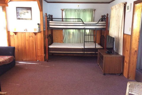 Crayfish Creek Van & Cabin Park - Accommodation Perth 2