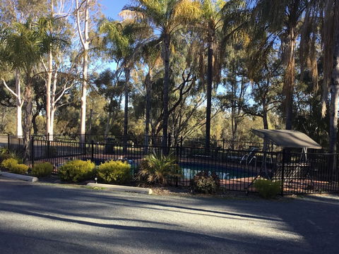 Two Rivers Motel - Accommodation Perth 5