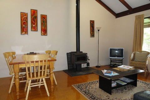 Tinglewood Cabins - Perth Resorts 3