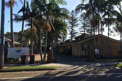 El Lago Waters Tourist Park - Accommodation Perth 1