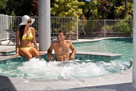 Surfers Mayfair - Accommodation Perth 1