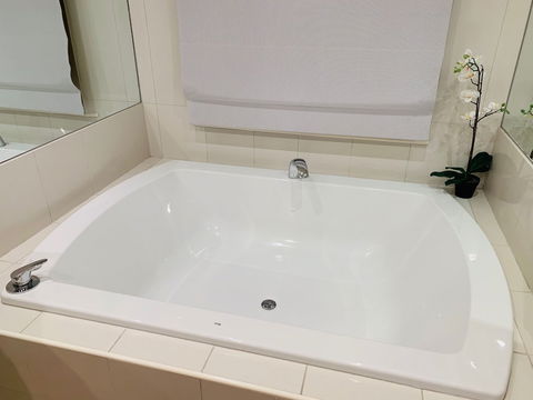 The Bluff Resort Apartments - Accommodation Perth 4