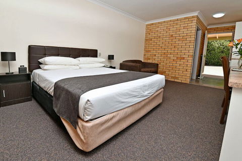 Burke And Wills Motor Inn - Accommodation Perth 6